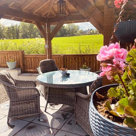 'Wardlaw View' Luxury Studio Apartment With Stunning View Kirkhill Eksteriør bilde