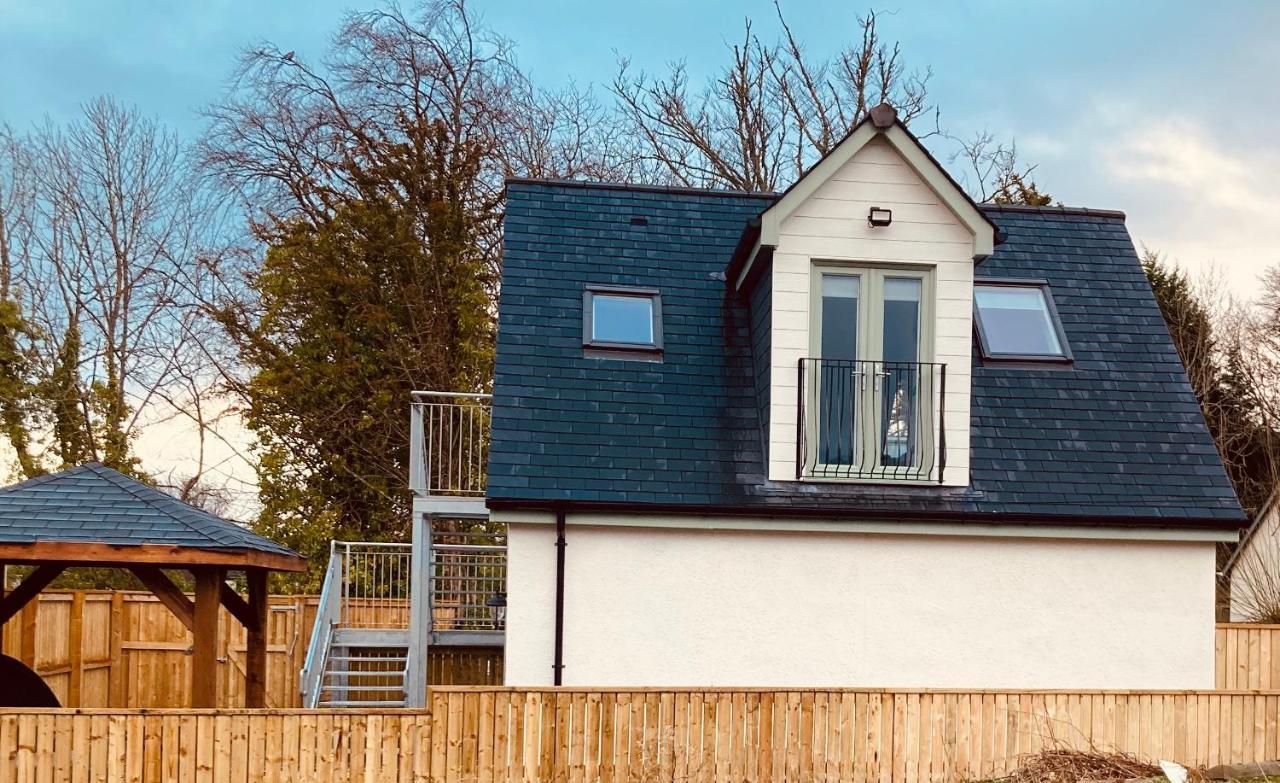 'Wardlaw View' Luxury Studio Apartment With Stunning View Kirkhill Eksteriør bilde
