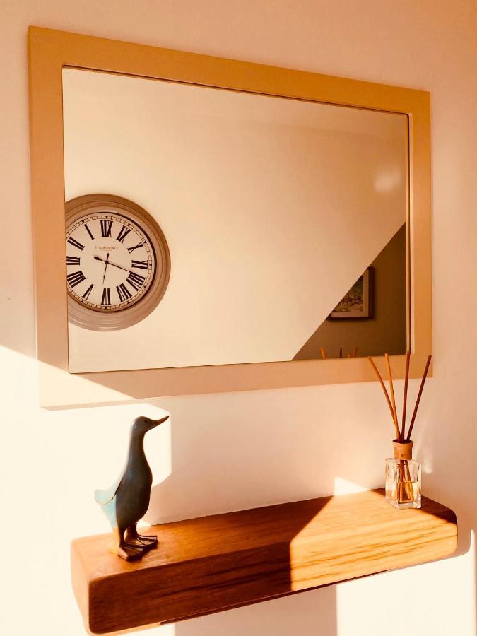 'Wardlaw View' Luxury Studio Apartment With Stunning View Kirkhill Eksteriør bilde